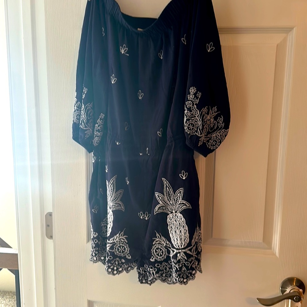 FARM rio (Anthropologie) Jackie romper. Size small.